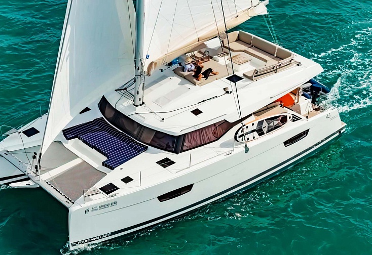 Fountaine Pajot 45